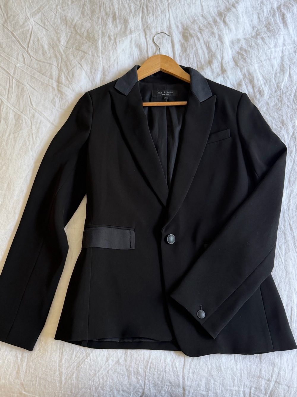 Rag and Bone black Rylie crepe blazer
